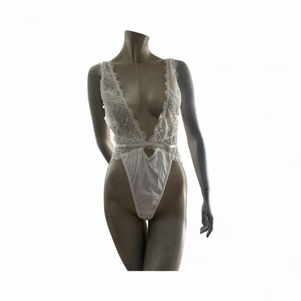 Oh La La Cheri Lace Teddy-NWT-Multiple Sizes!